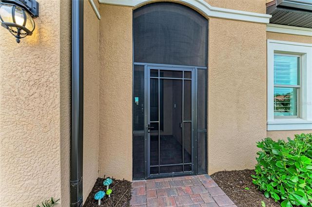 629 MARAVIYA BOULEVARD, Nokomis, FL 34275