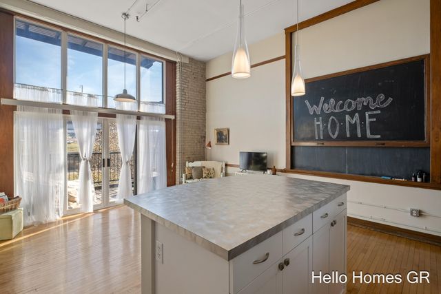 600 Broadway Avenue Nw 317, City Of Grand Rapids, MI 49504