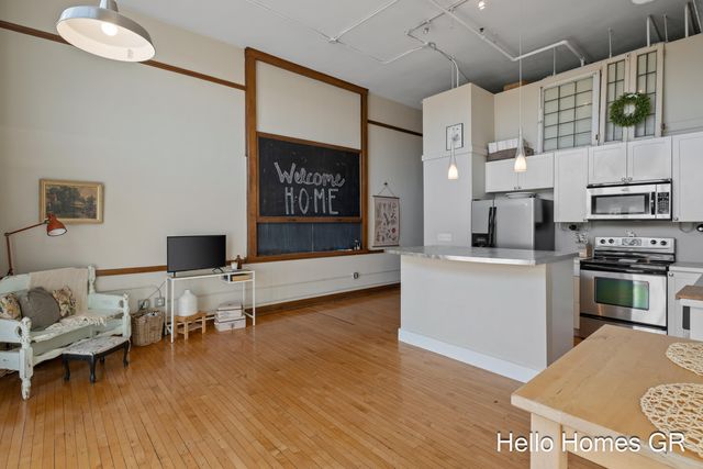 600 Broadway Avenue Nw 317, City Of Grand Rapids, MI 49504