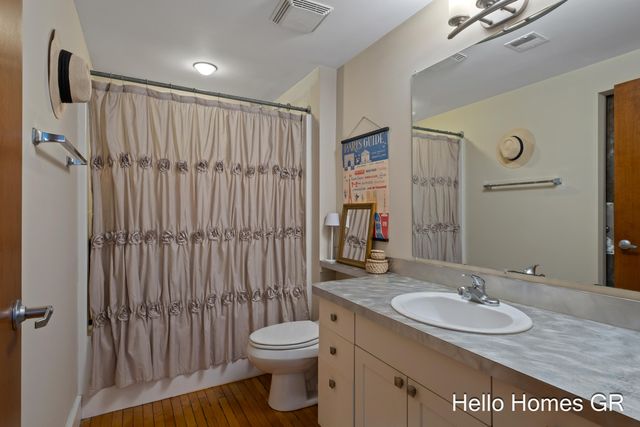 600 Broadway Avenue Nw 317, City Of Grand Rapids, MI 49504