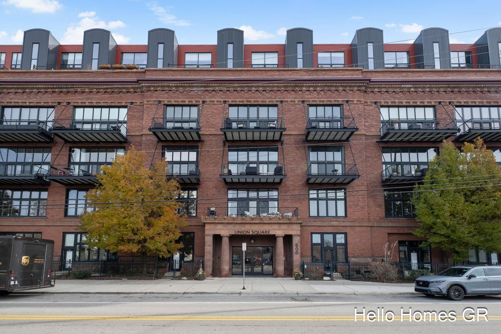 600 Broadway Avenue Nw 317, City Of Grand Rapids, MI 49504