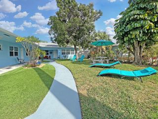 2695 SE 1st Ct 4, Pompano Beach, FL 33062