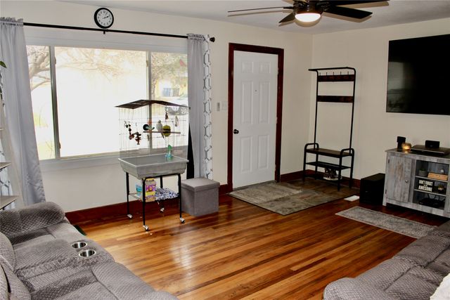 7301 SW 16th Street, Des Moines, IA 50315