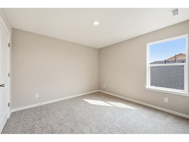 2595 Wren Dr, Johnstown, CO 80534