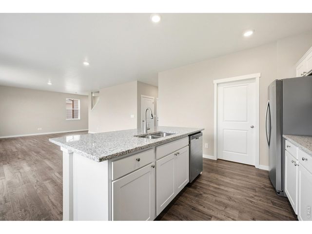 2595 Wren Dr, Johnstown, CO 80534