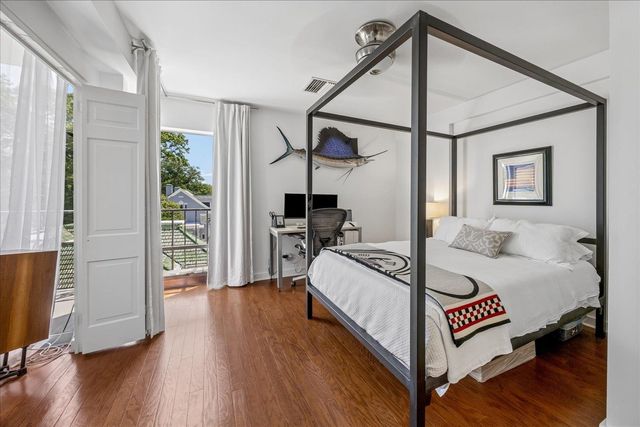 2195 Poplar Ave Apt 504, Memphis, TN 38104