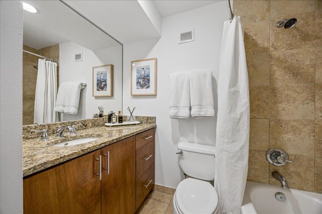 2195 Poplar Ave Apt 504, Memphis, TN 38104