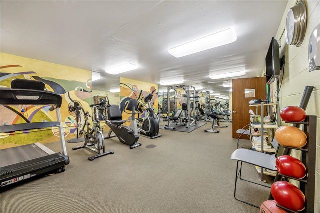 2195 Poplar Ave Apt 504, Memphis, TN 38104