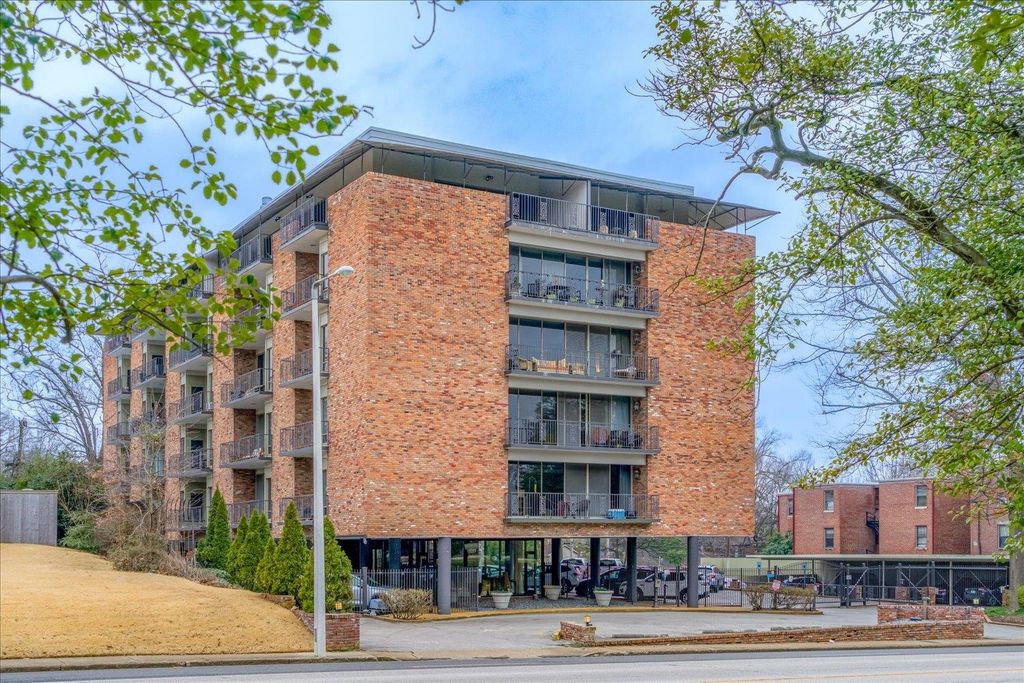 2195 Poplar Ave Apt 504, Memphis, TN 38104