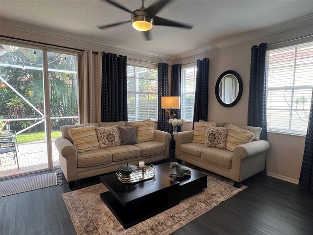 425 Pumpkin Drive, Palm Beach Gardens, FL 33410