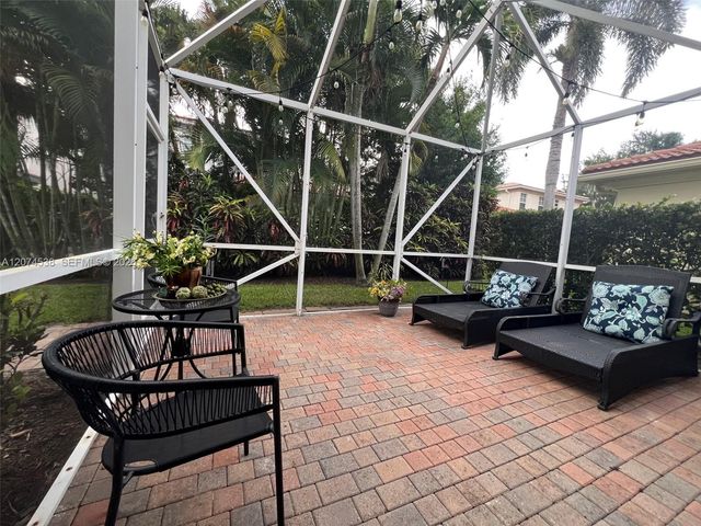 425 Pumpkin Drive, Palm Beach Gardens, FL 33410
