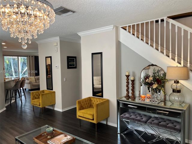 425 Pumpkin Drive, Palm Beach Gardens, FL 33410