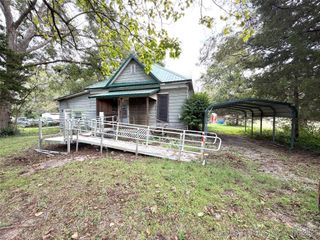 320 N Brewer Street, Vinita, OK 74301