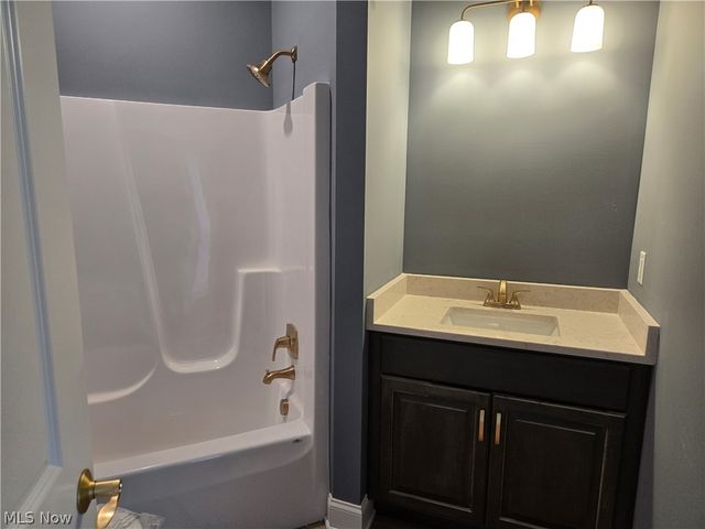 4328 Evergreen Court 52, North Canton, OH 44720