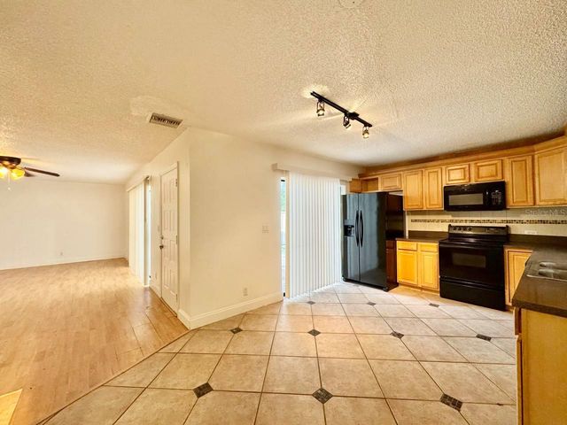 2636 10TH COURT, Palm Harbor, FL 34684