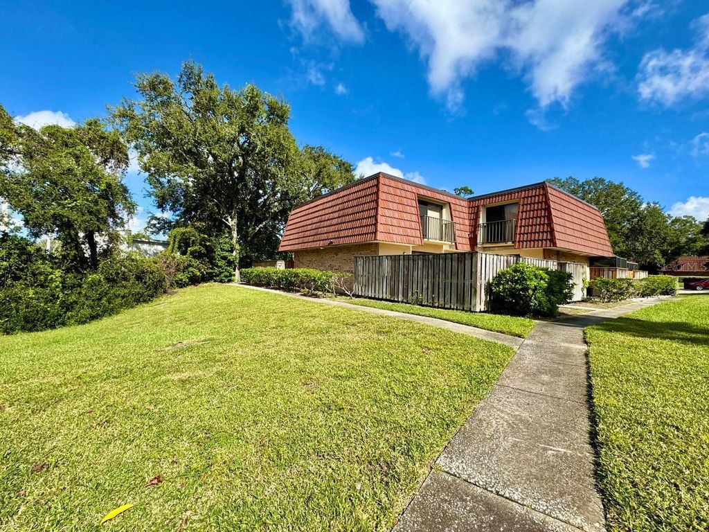 2636 10TH COURT, Palm Harbor, FL 34684