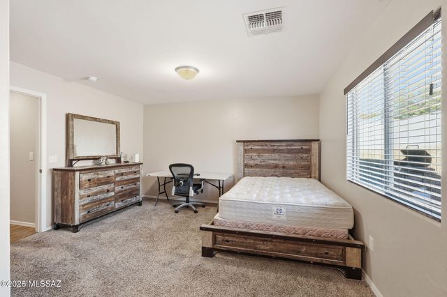 3304 W Athenee Court, Tucson, AZ 85746