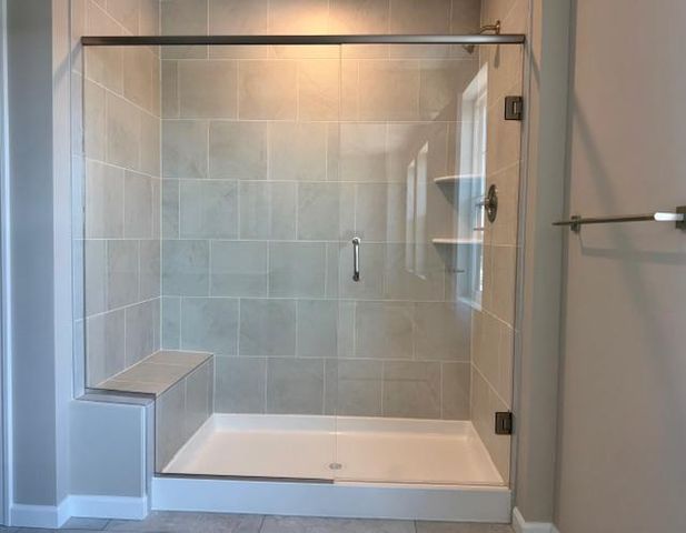 906 Woodlawn Avenue F, Saint Paul, MN 55116