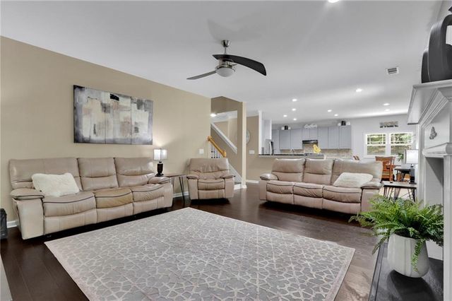 1040 Scenic View Trace, Lawrenceville, GA 30044