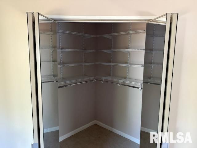 538 S 17TH Street, Murphysboro, IL 62966