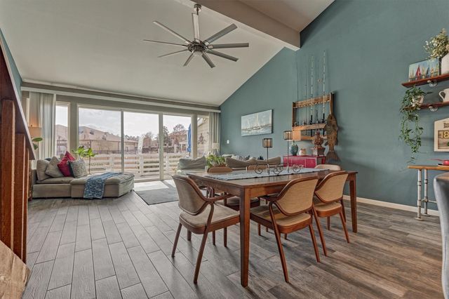 1 April Point Drive S, Montgomery, TX 77356