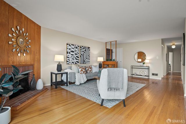 81 Southridge Way, Daly City, CA 94014