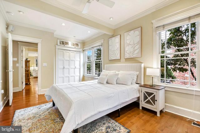 7402 MAPLE AVE, Takoma Park, MD 20912