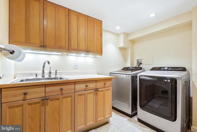 7402 MAPLE AVE, Takoma Park, MD 20912