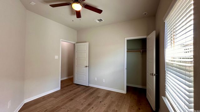 438 Emma Dr, New Braunfels, TX 78130