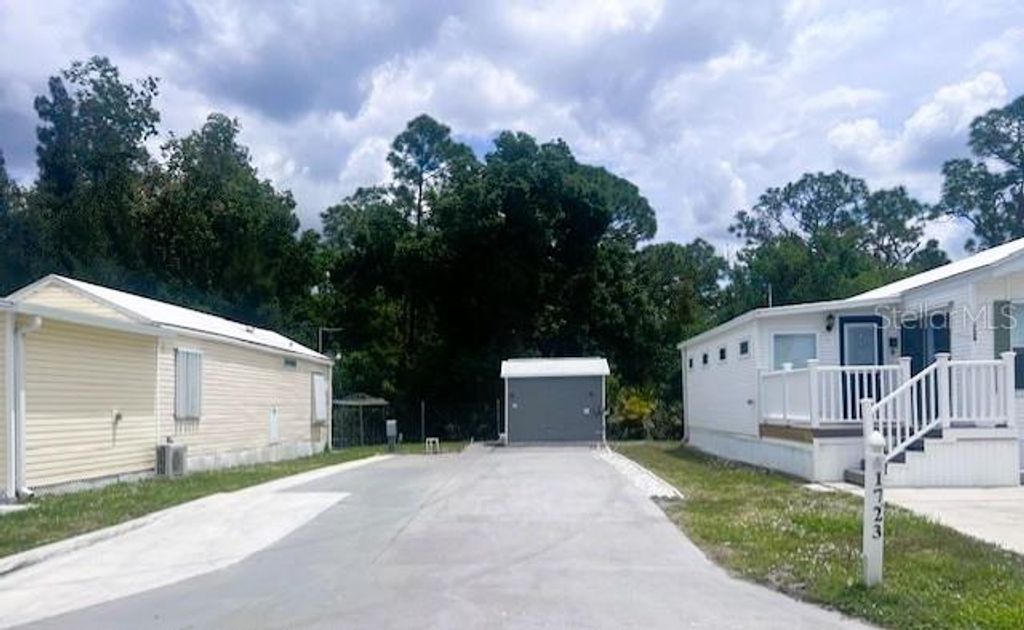 1723 E MANATEE LOOP, Punta Gorda, FL 33950