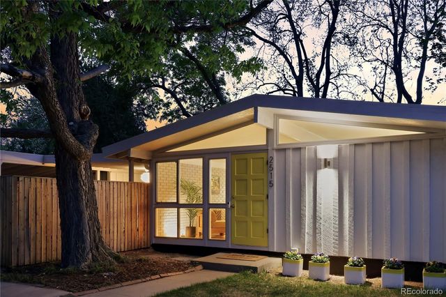 2515 S Newton Street, Denver, CO 80219