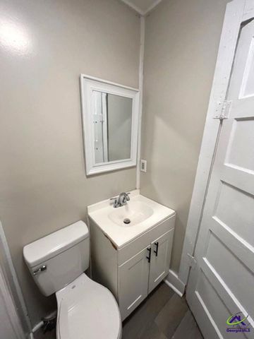 2956 Mercer University Drive, Macon, GA 31204