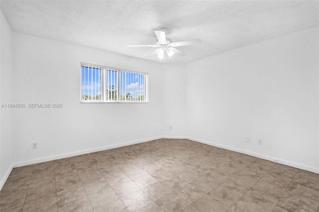 3437 NW 44th St 107, Oakland Park, FL 33309