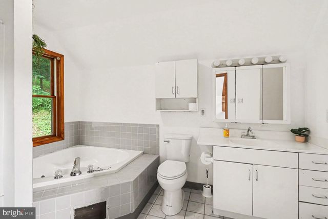 4667 N RIVER DR, Bensalem, PA 19020