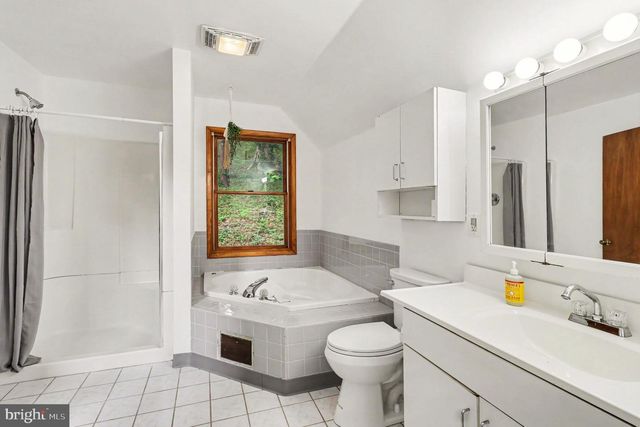 4667 N RIVER DR, Bensalem, PA 19020