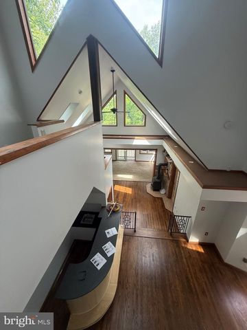 4667 N RIVER DR, Bensalem, PA 19020