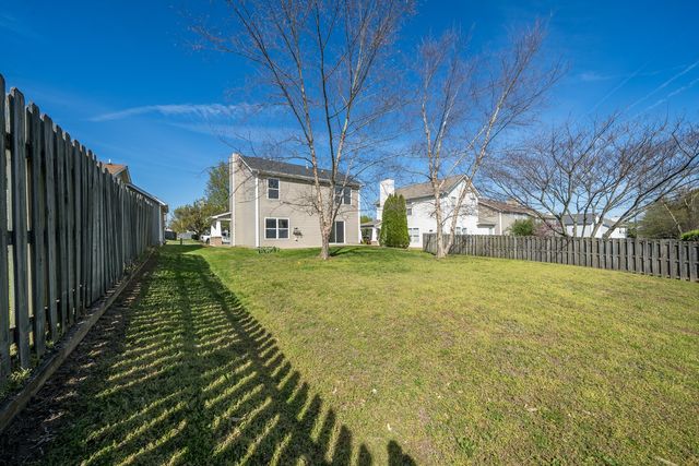 2404 Pleasant Springs Ln, Hermitage, TN 37076