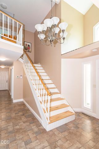 712 Colleen Court, Grants Pass, OR 97527