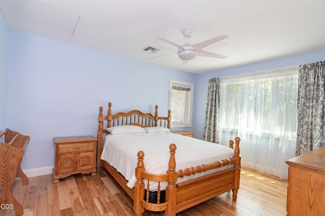 712 Colleen Court, Grants Pass, OR 97527