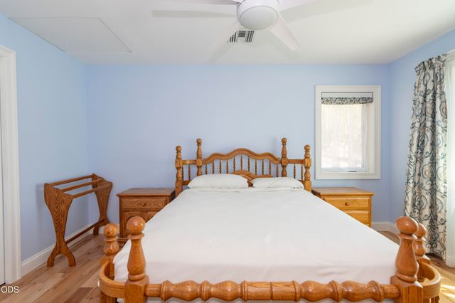 712 Colleen Court, Grants Pass, OR 97527