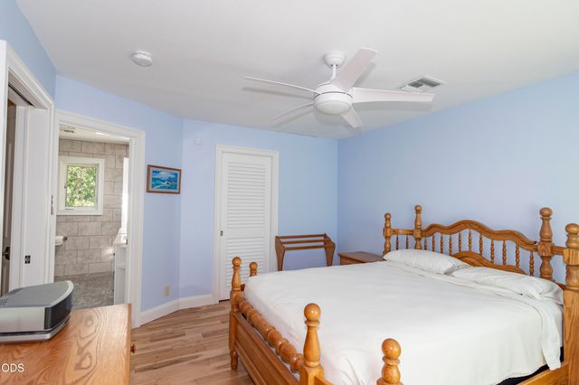 712 Colleen Court, Grants Pass, OR 97527