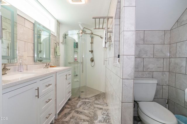 712 Colleen Court, Grants Pass, OR 97527