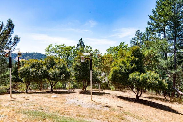 712 Colleen Court, Grants Pass, OR 97527