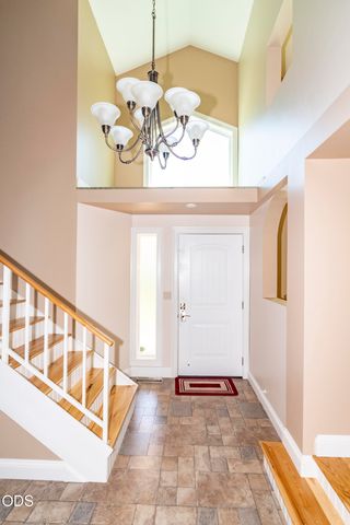 712 Colleen Court, Grants Pass, OR 97527