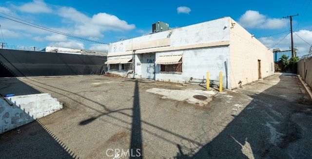 515 E Rosecrans, Gardena, CA 90248