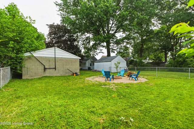 1048 Oakwood Ave, Louisville, KY 40215