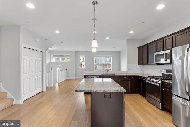 303 ESTATE DR, Mechanicsburg, PA 17055