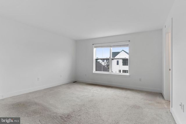 303 ESTATE DR, Mechanicsburg, PA 17055