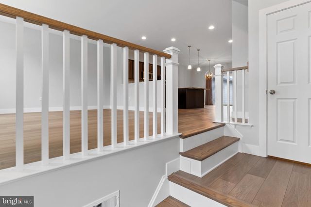 303 ESTATE DR, Mechanicsburg, PA 17055