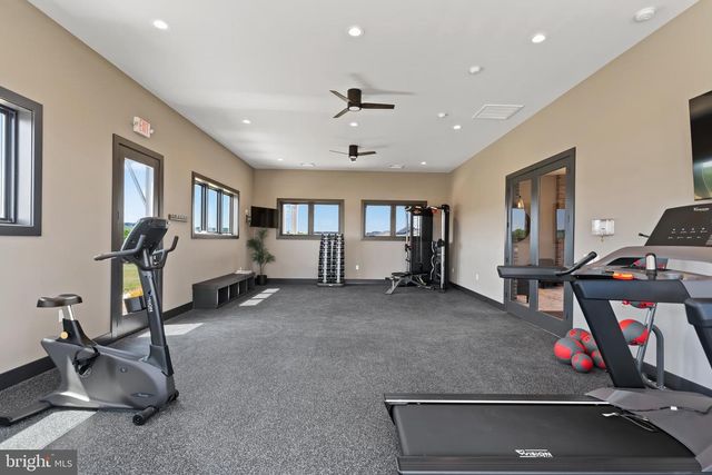 303 ESTATE DR, Mechanicsburg, PA 17055
